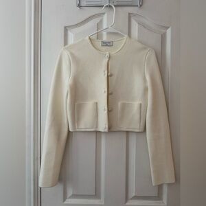 Aritzia Babaton Cream Cropped Notable Cardigan with Button Front Size XXS